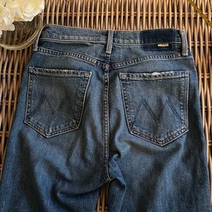 ✨ MOTHER Denim Rider Skimp Size 26 ✨